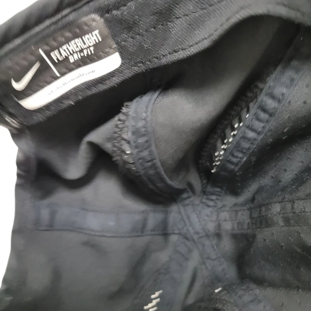 Nike FeatherLight Dri-Fit Hat Cap Black Toddler Tennis O/S. Excellent Condition